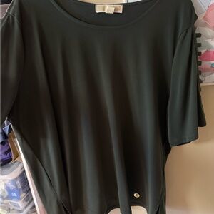 Women's Green Top